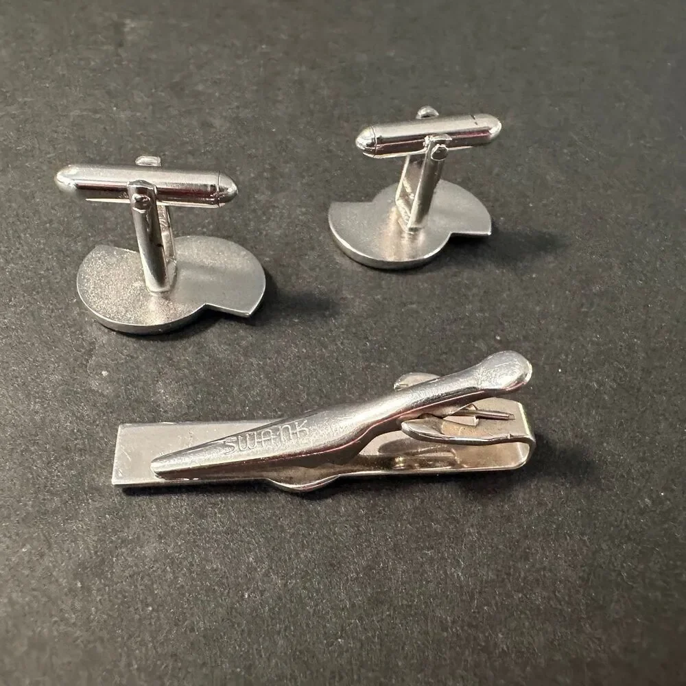 Vintage 1960s Men’s Swank Silver Tone Metal Cufflinks and Tie Clasp Set